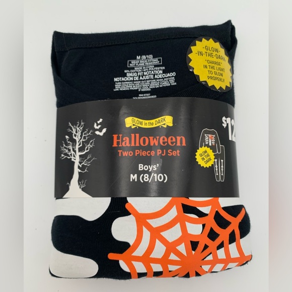 Halloween Boys' Glow-in-the-Dark Pajama Set 8/10 - Picture 1 of 5